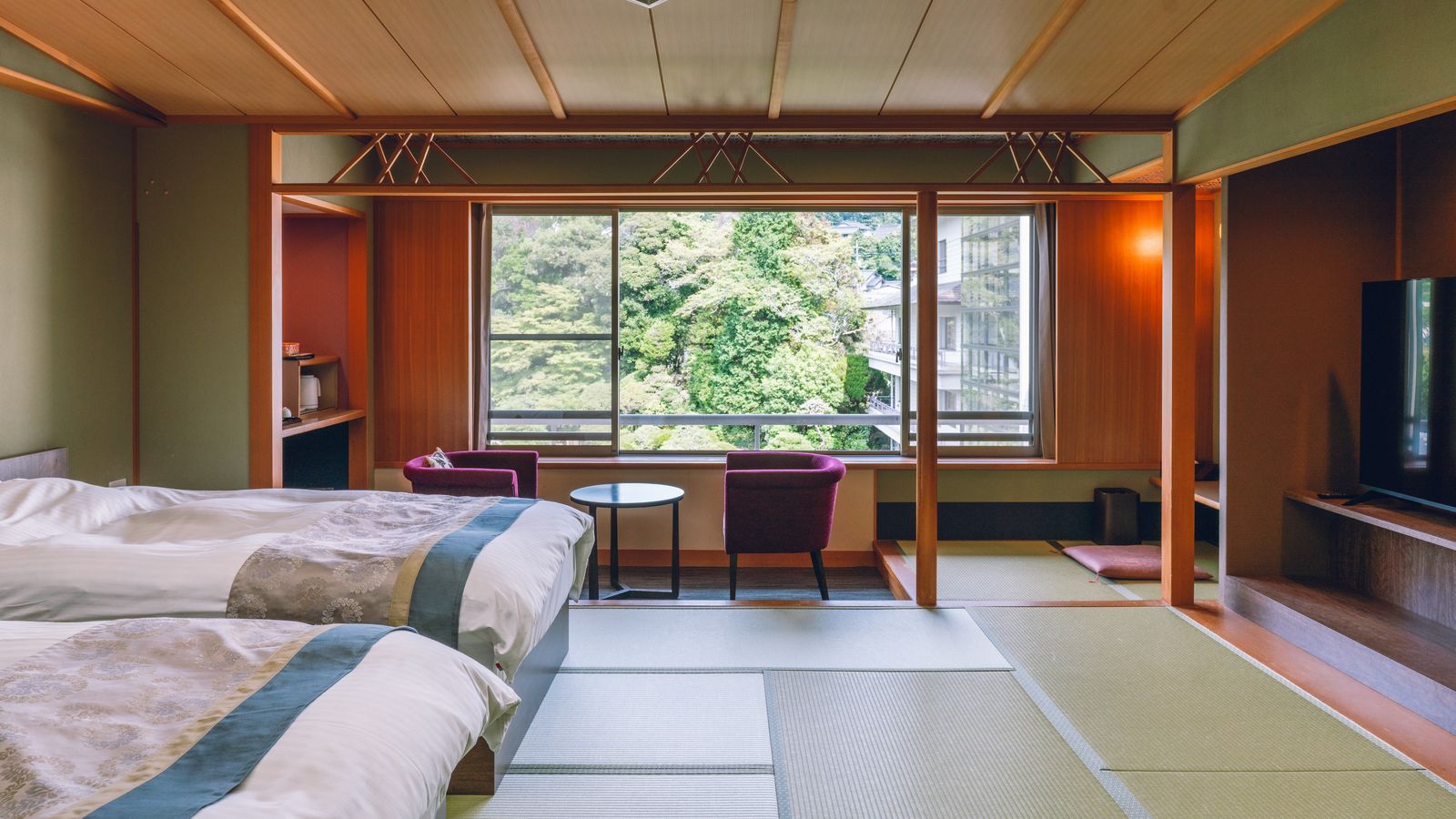 ＜禁煙＞プレミアム和ベッド12.5畳～Garden View～