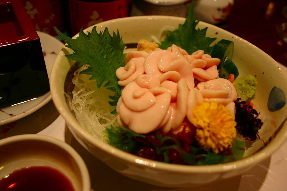 Seasonal dishes (milt sashimi)