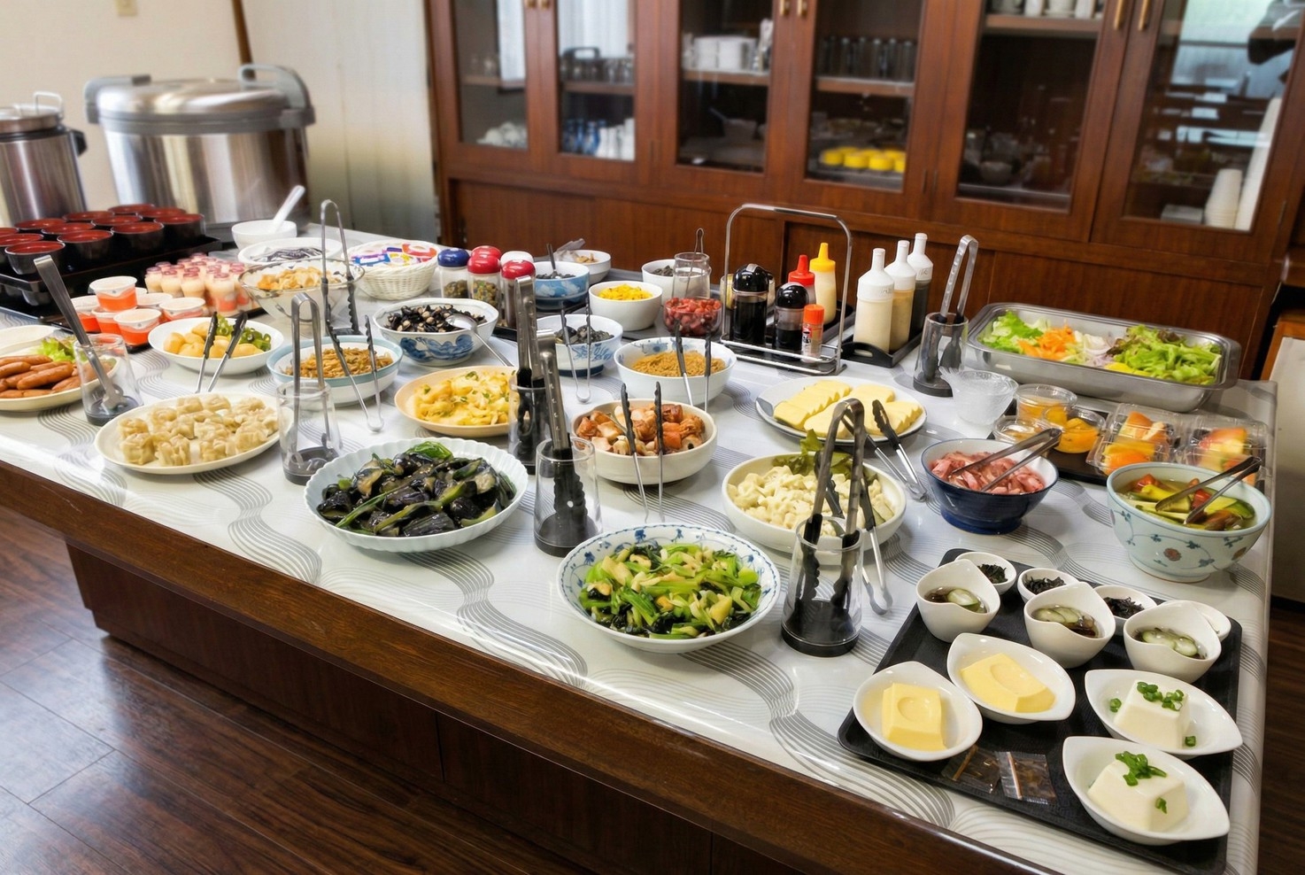【当日限定】【無料朝食ビュッフェ付】大好評の朝食！Wifi・無料駐車場完備！