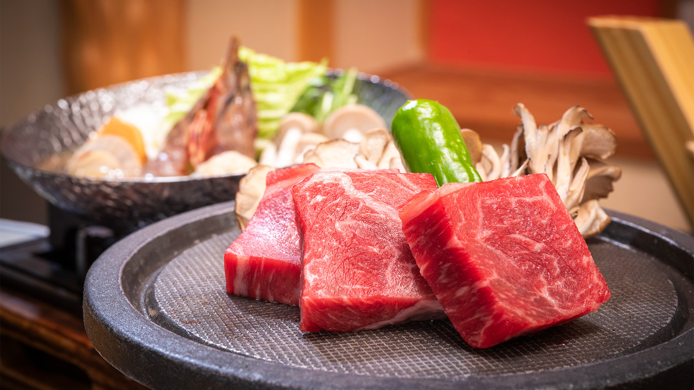 ★New【朝夕お食事処】エビづくし〜伊勢エビ陶板蒸し＆車エビ塩焼き＆アカザエビお造り≪貸切風呂無料≫