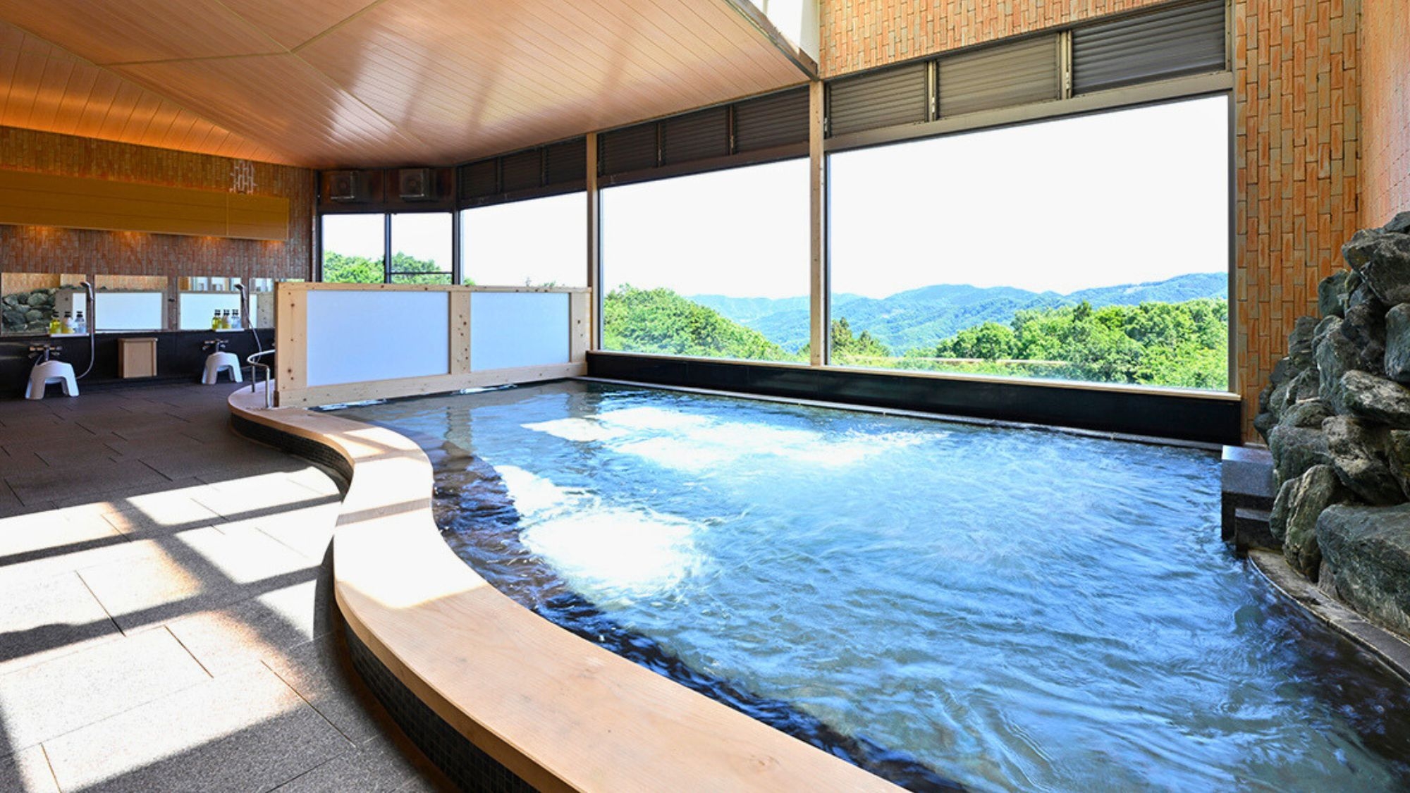 【牛陶板焼き】ヒルナンデス紹介！当館人気No.1★ヒマラヤ岩塩で味わう絶品ディナー