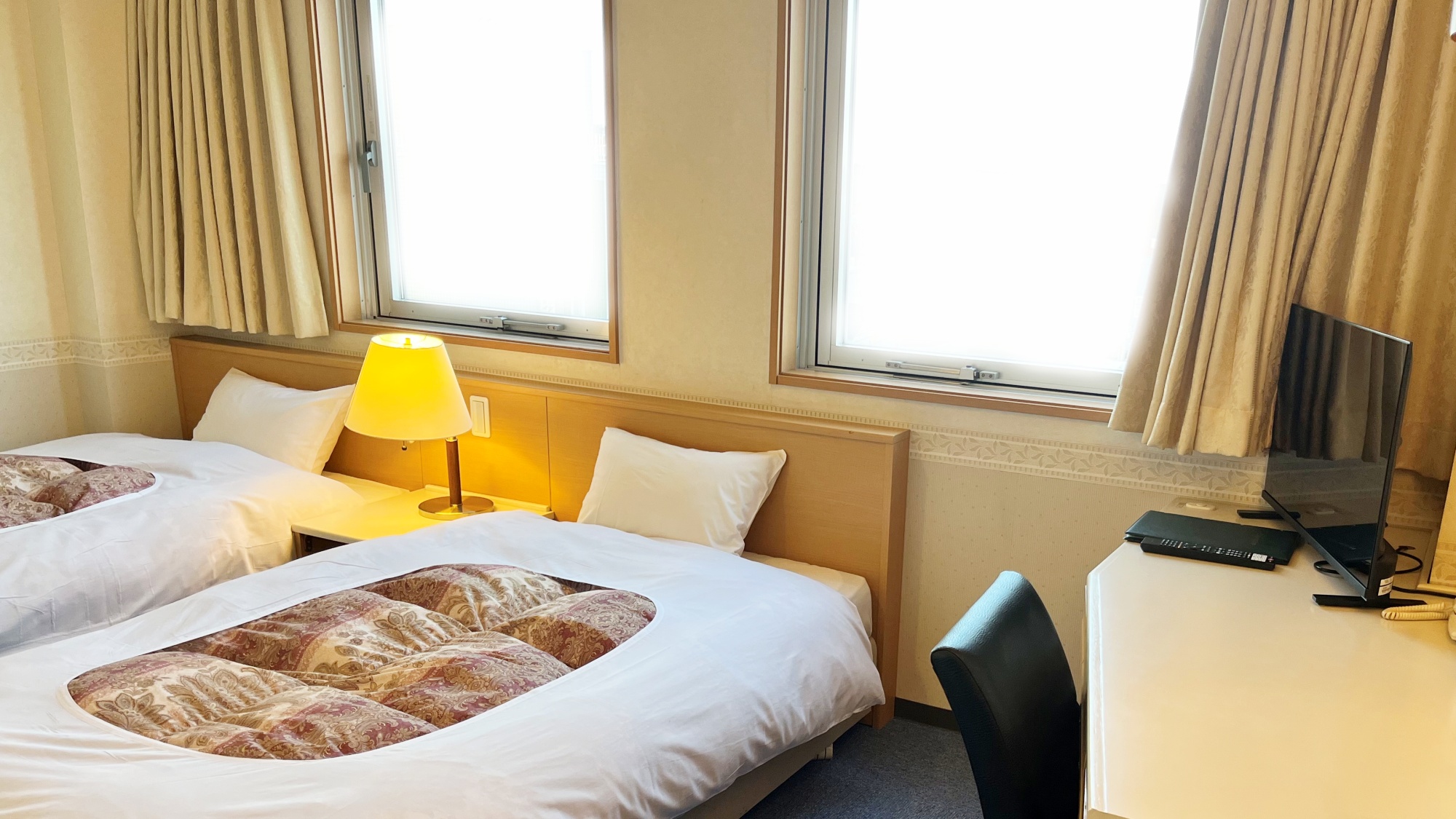 *【部屋一例（新館ツイン）】ご友人や同僚の方などお二人でご利用いただけます。