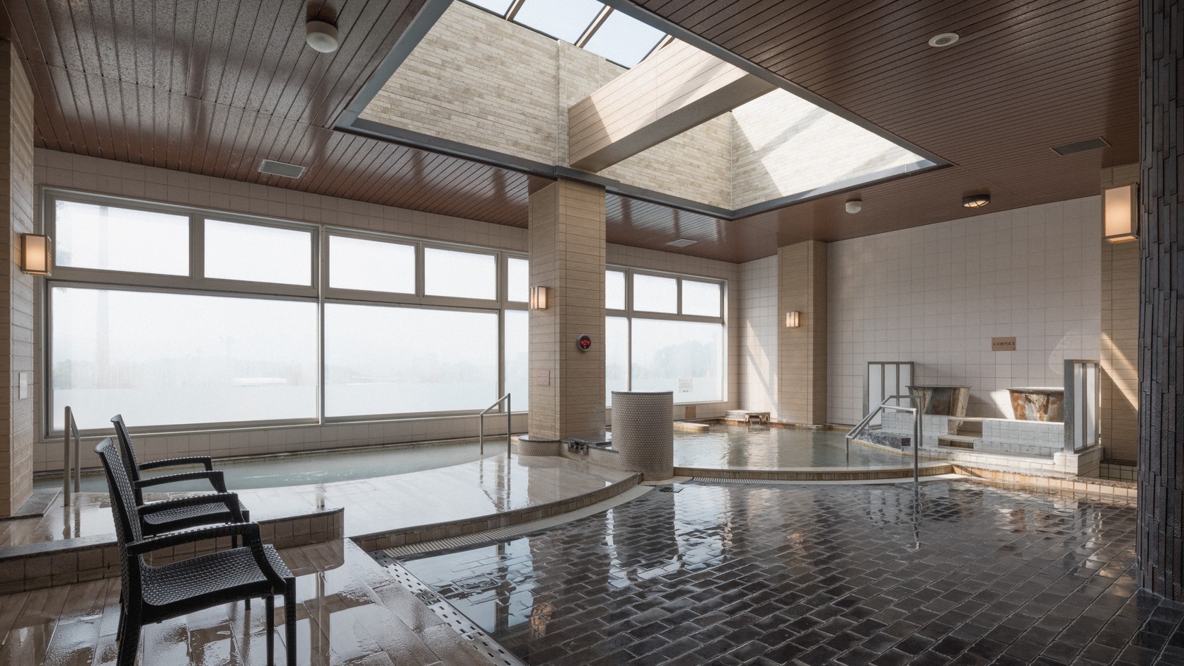 カップルプラン＜セミダブルベッド＞朝食付