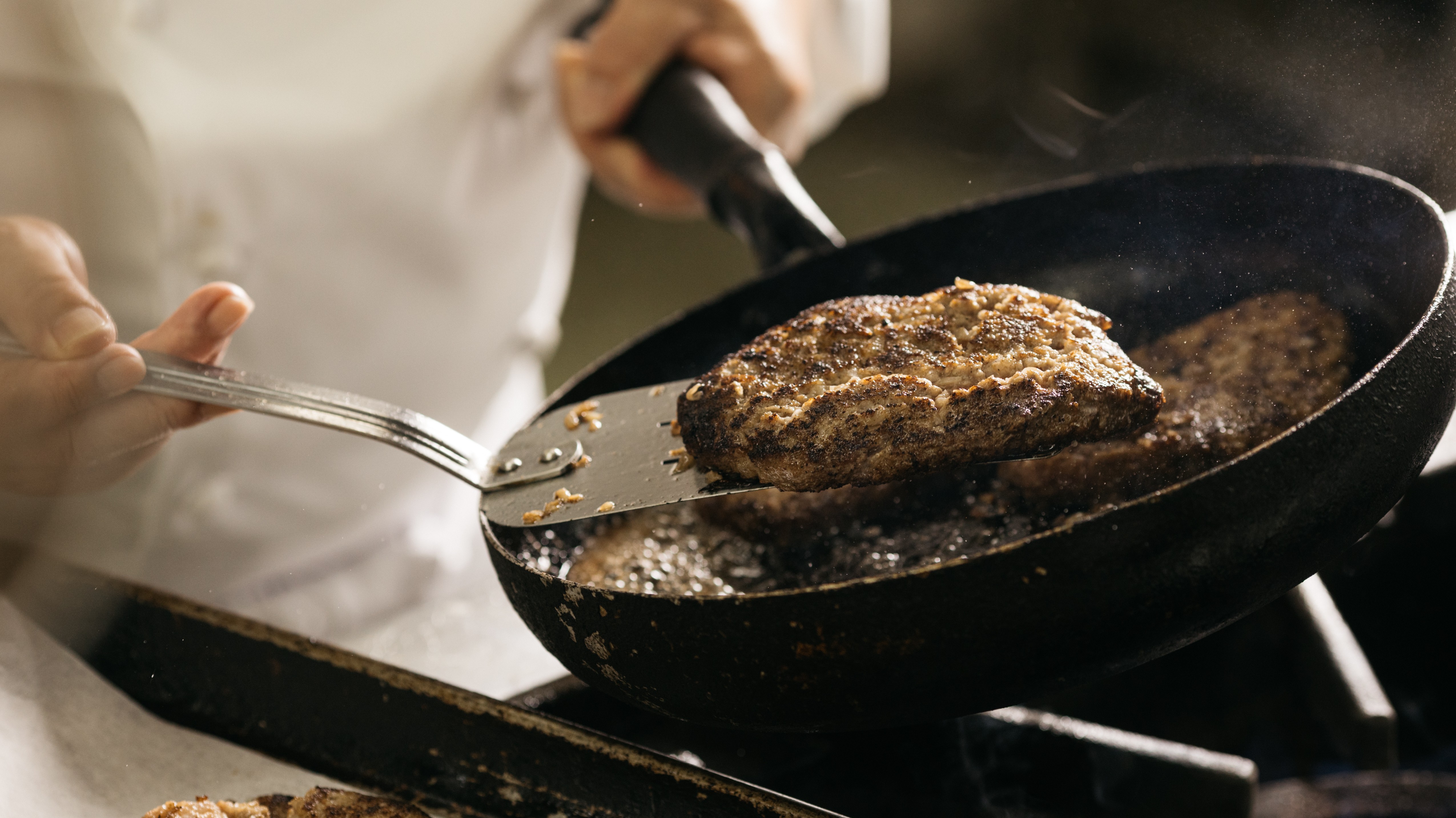 手ごねハンバーグプレート