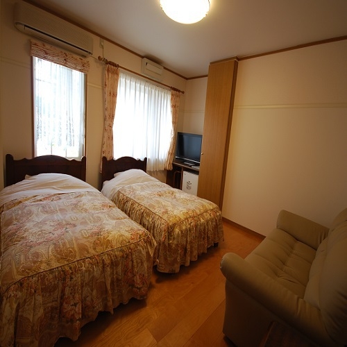 一泊朝食付！ 和風香の湯とガーデン風呂＆露天風呂を無料貸切【現金特価】