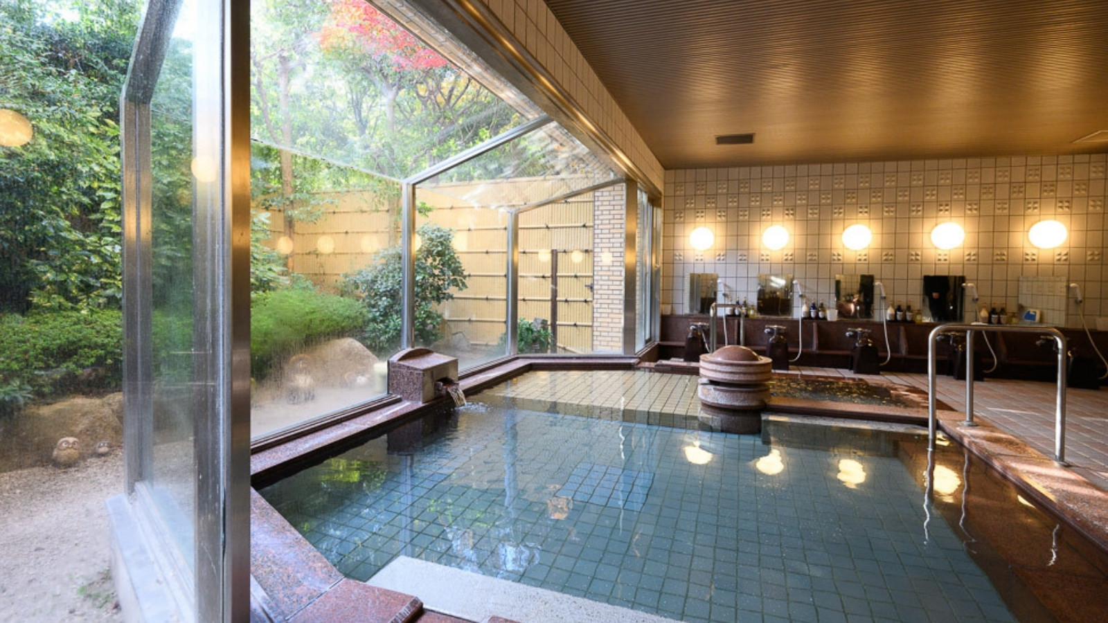 【大浴場（男性】大浴場はチェックイン～アウトまで何度でも楽しみいただけます。