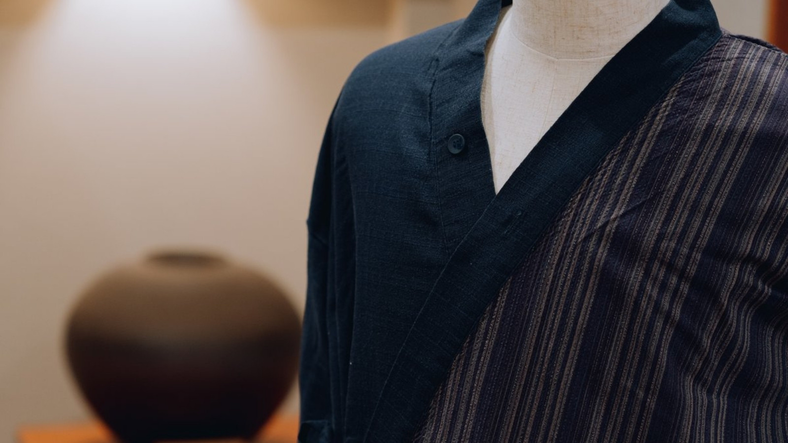 【サービス】当館の隠れた人気モノ！フロントボタンではだけないので女性にも人気！貸出はフロントにて。