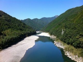 仁淀川フォト！いの町～仁淀川　通常　国道３３号線からは見えない絶景