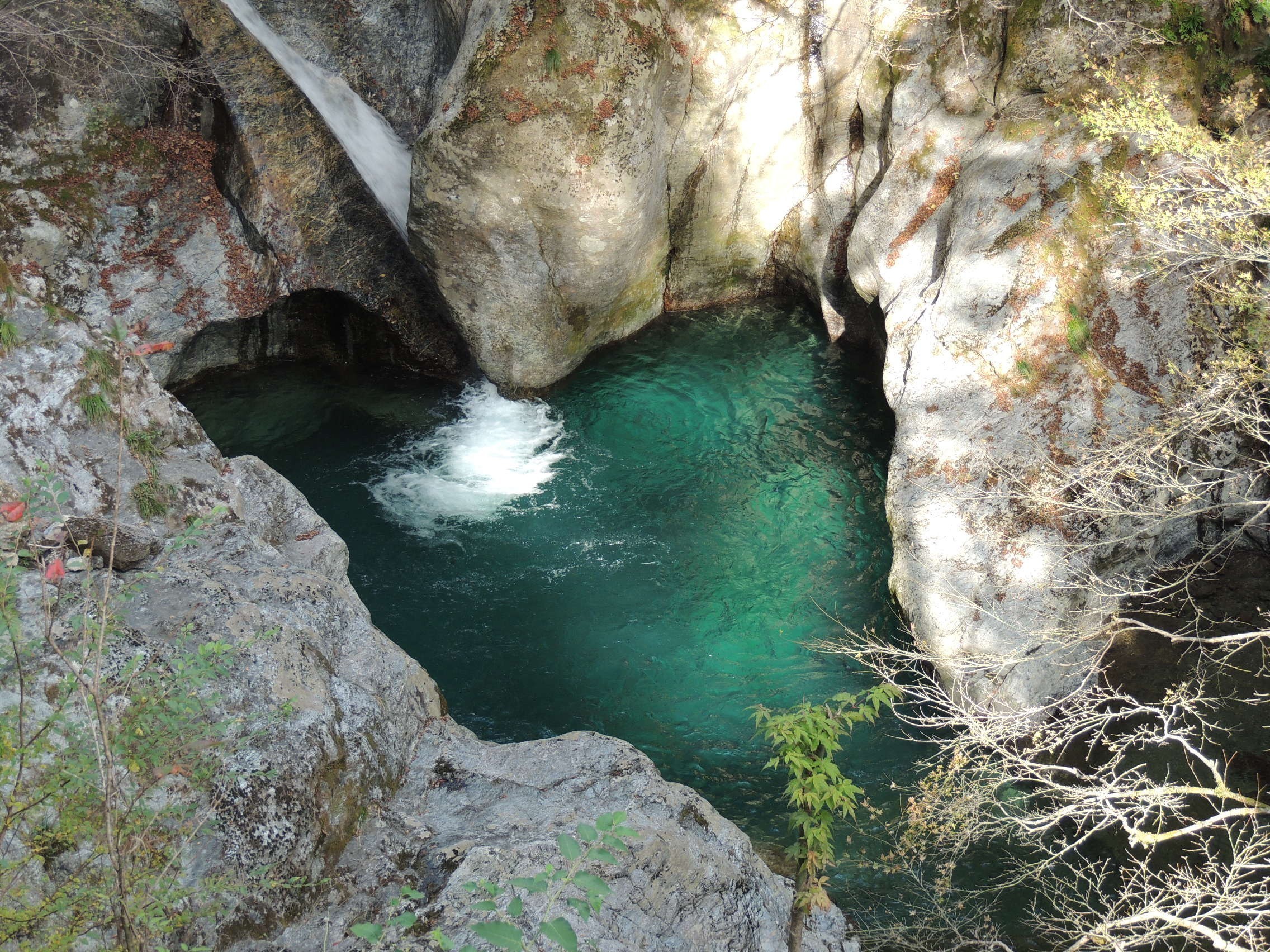 中津渓谷竜宮渕