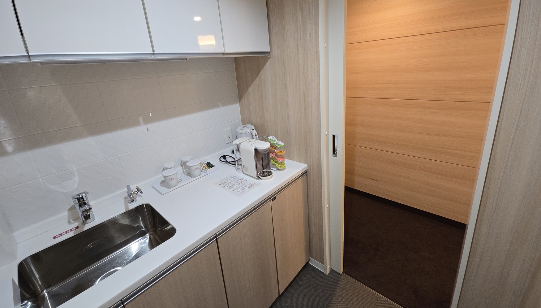 【客室】ジュニアスイート 給湯室