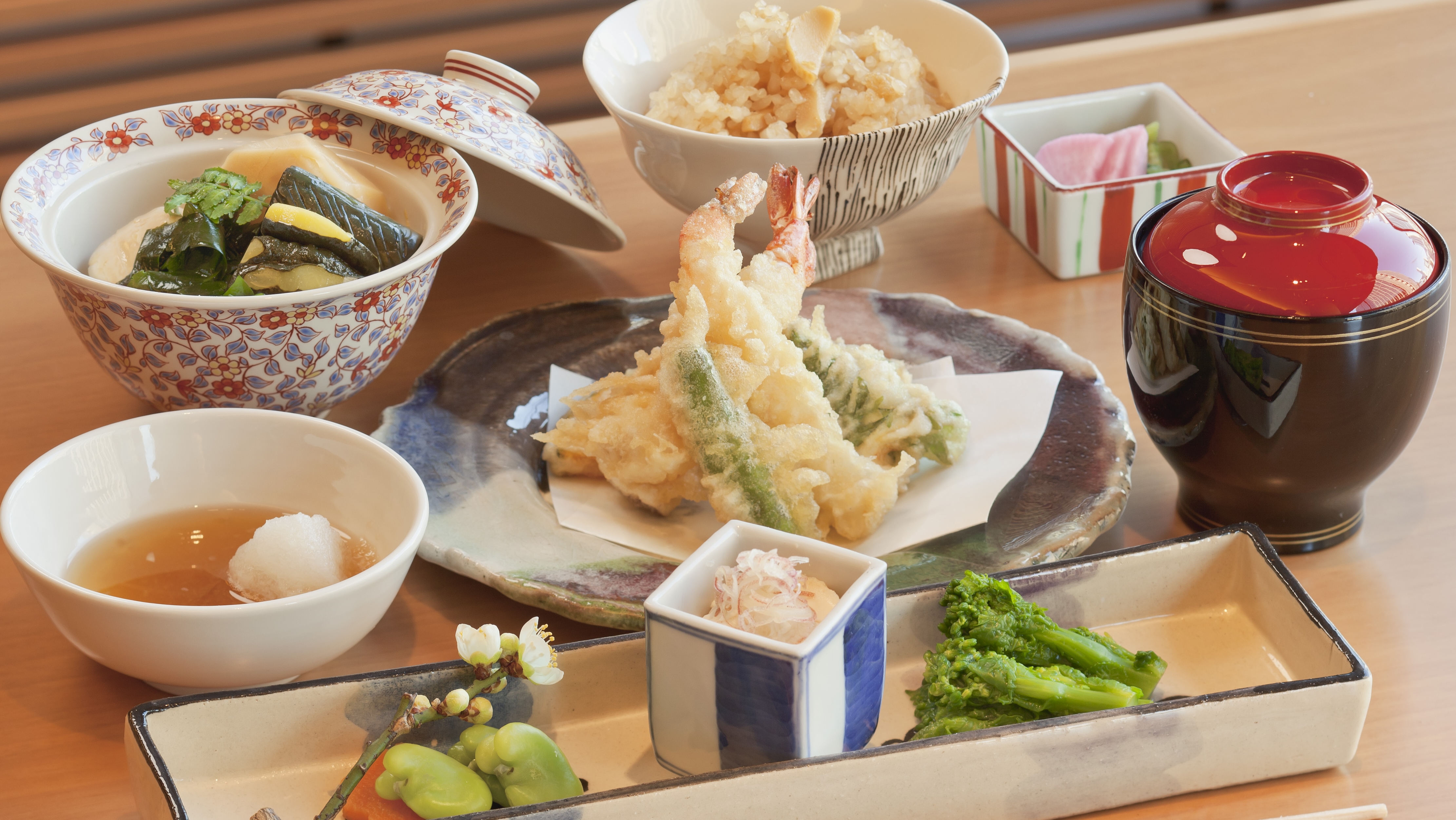 □6階　日本料理『桂』　料理イメージ