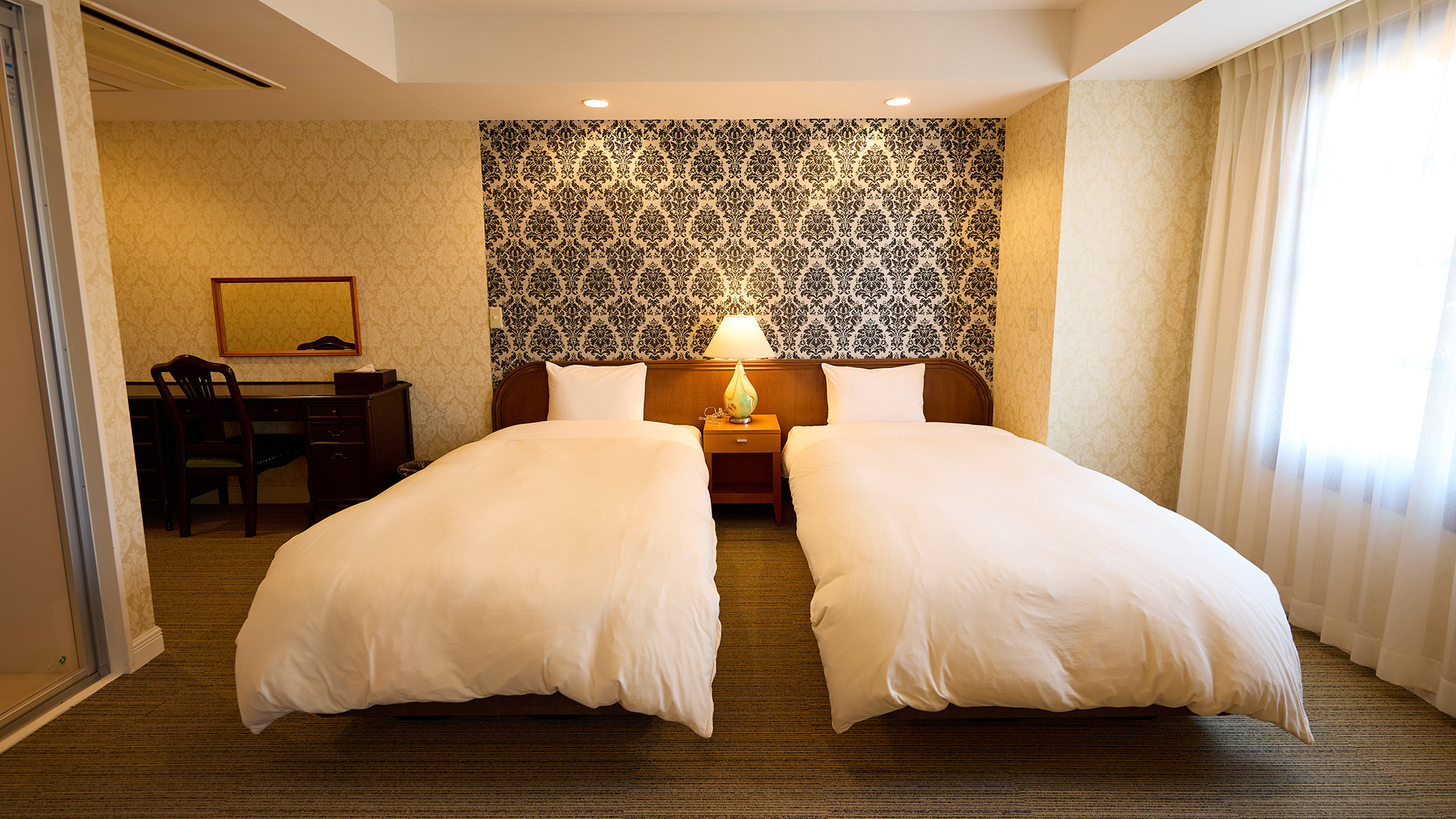 【禁煙】スイートツイン洋室