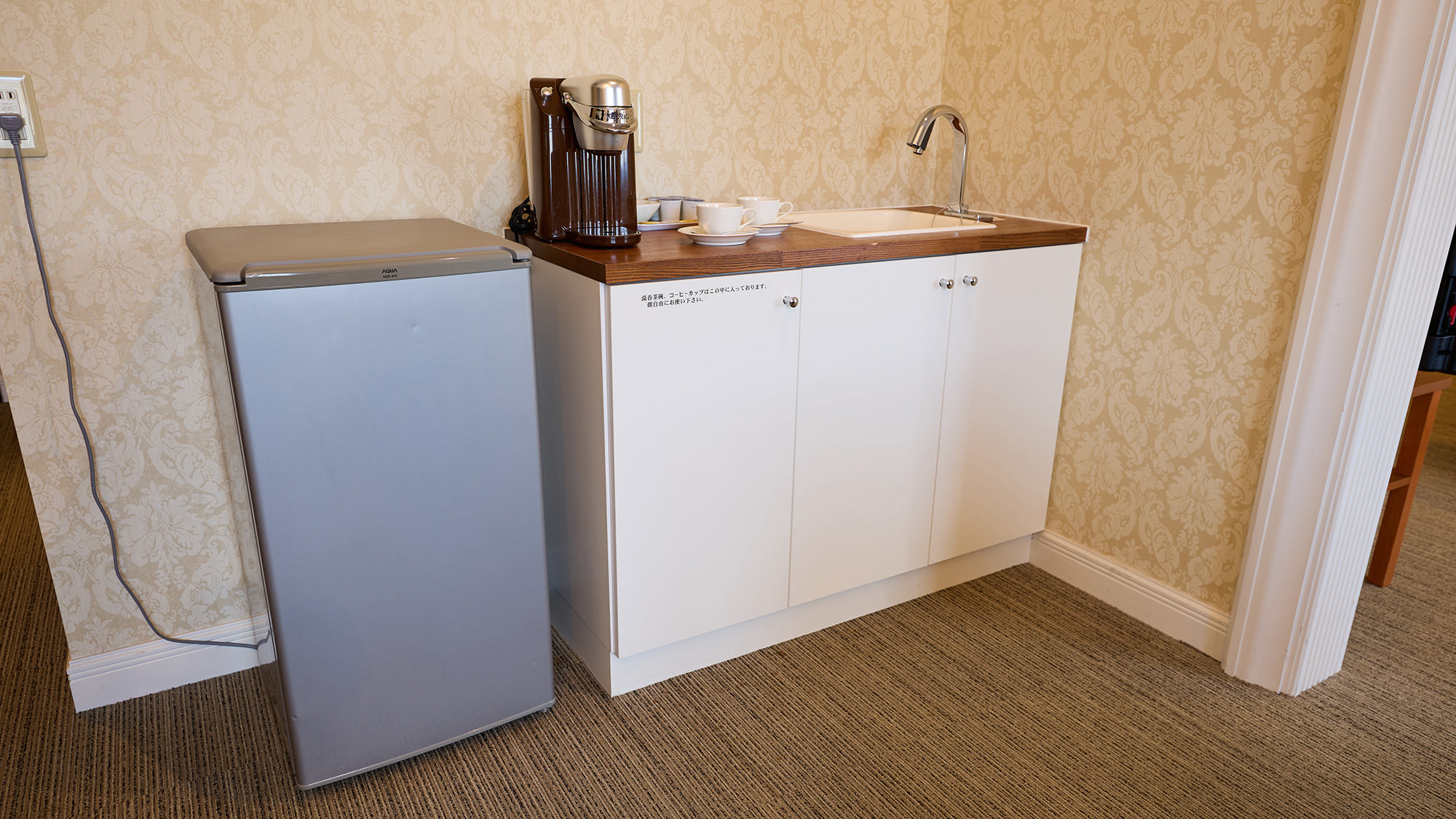 【禁煙】スイートツイン洋室