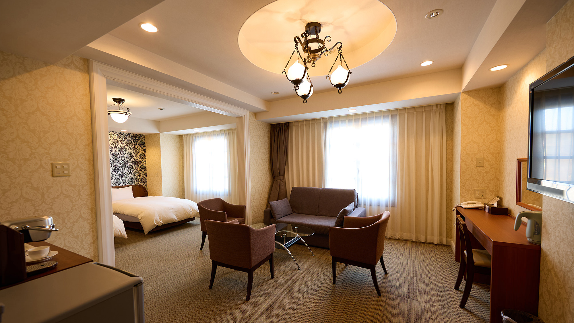 【禁煙】スイートツイン洋室