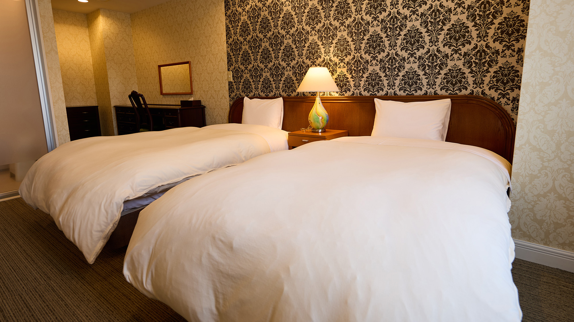 【禁煙】スイートツイン洋室