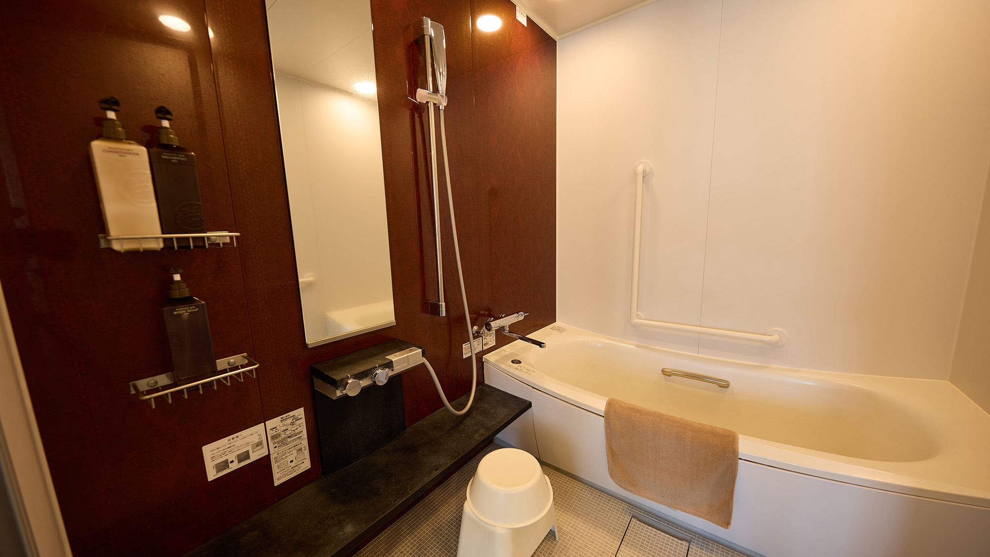 【禁煙】スイートツイン洋室