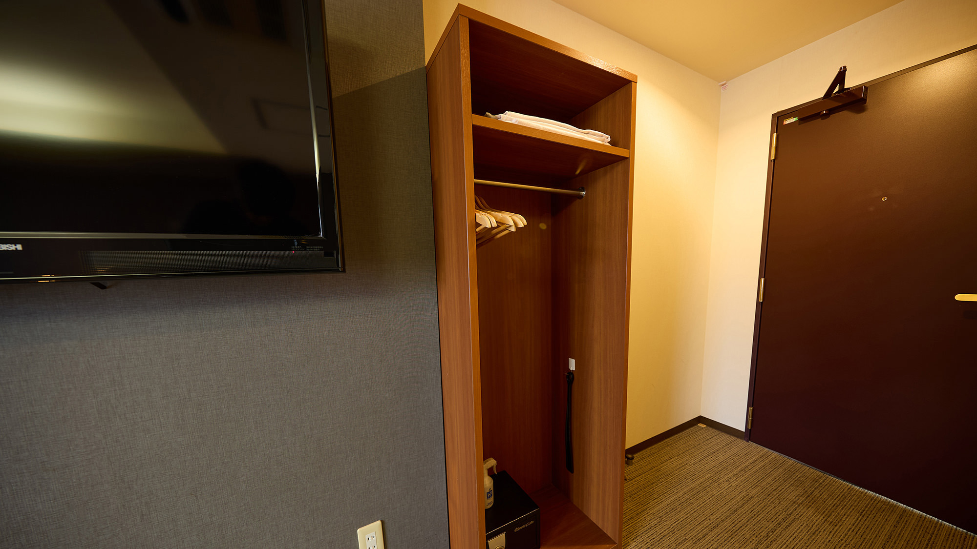 【禁煙】訳アリおまかせ部屋（におい、騒音等。部屋タイプ指定不可）