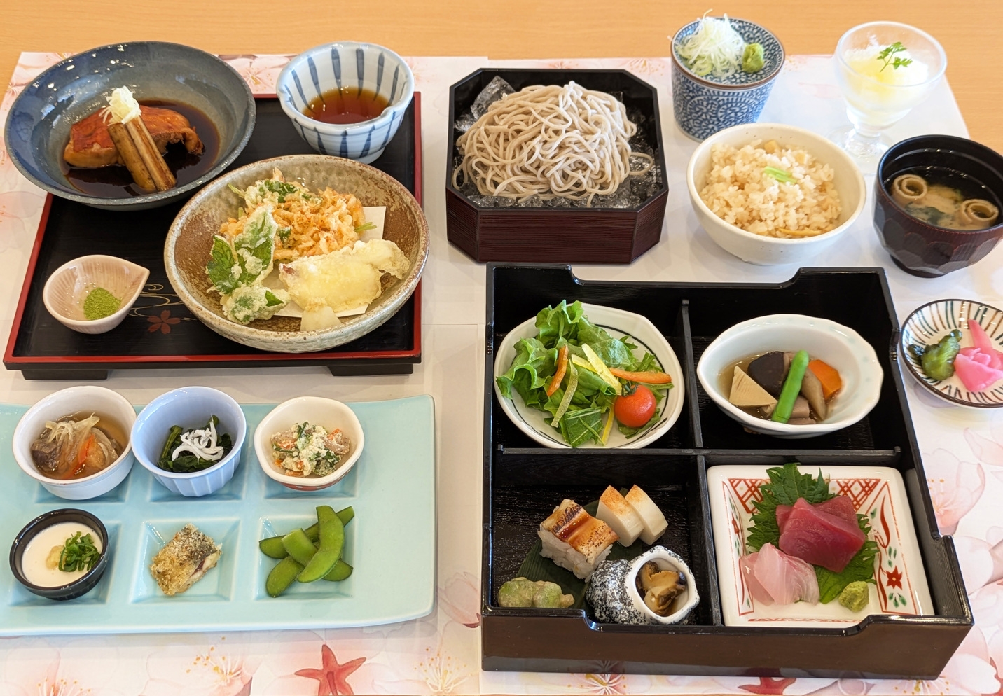 訳アリごめんなさい。　日帰り温泉館大浴場休館　ご夕食は温泉館レストラン　【夕朝食付き】