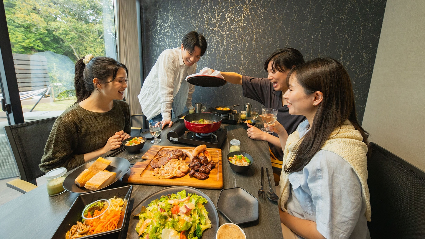 │GRAX│【２食付：スタンダード】家族で自由に楽しめるBBQ！＜プレイランド・温浴施設・ラウンジ＞