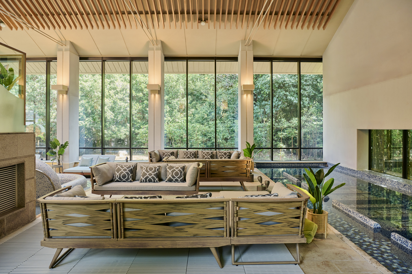 海洋深層水赤沢スパ