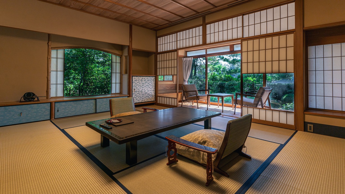 日本三景天橋立を一望 「龍燈」の間　禁煙