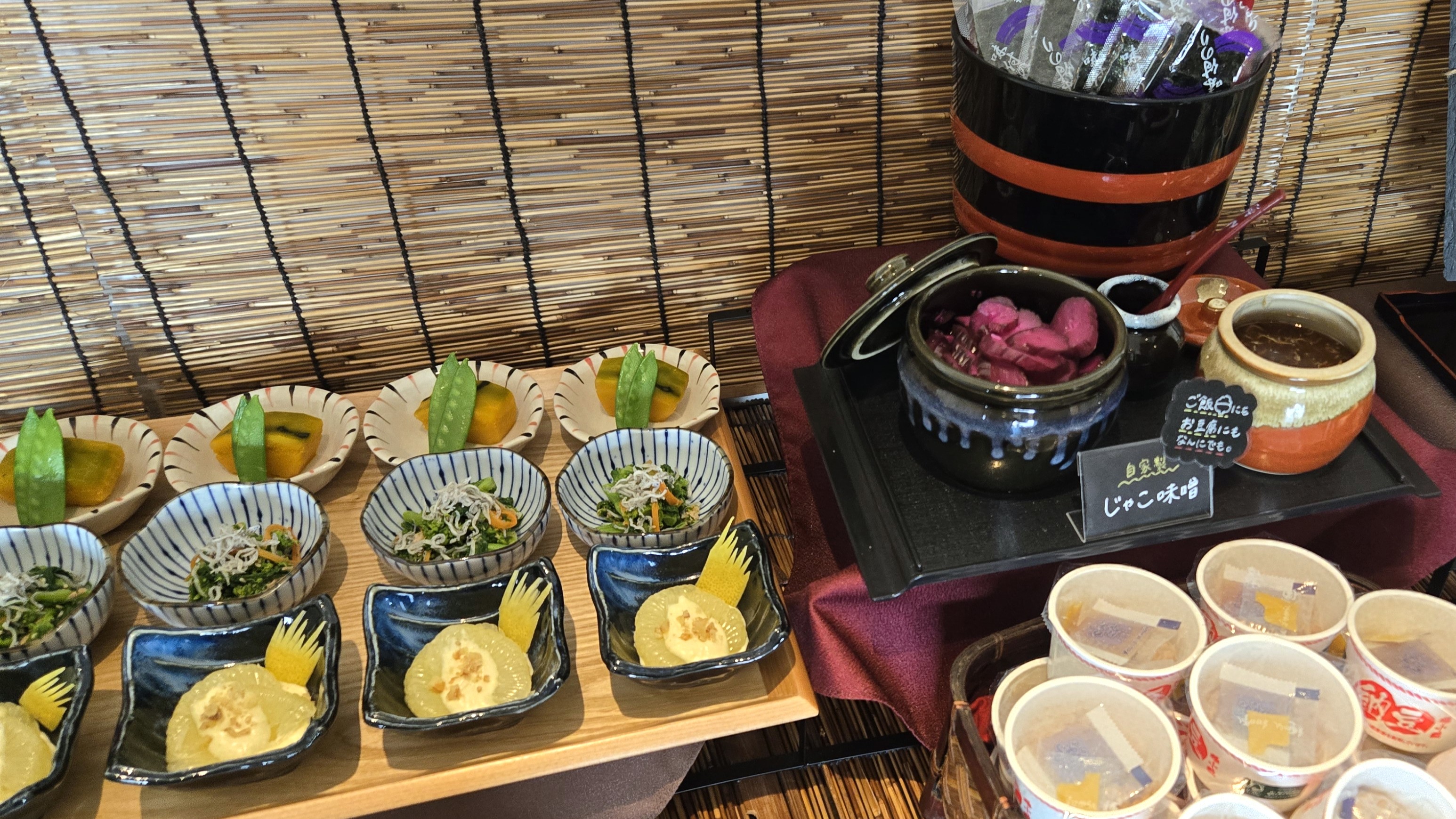 朝食バイキング