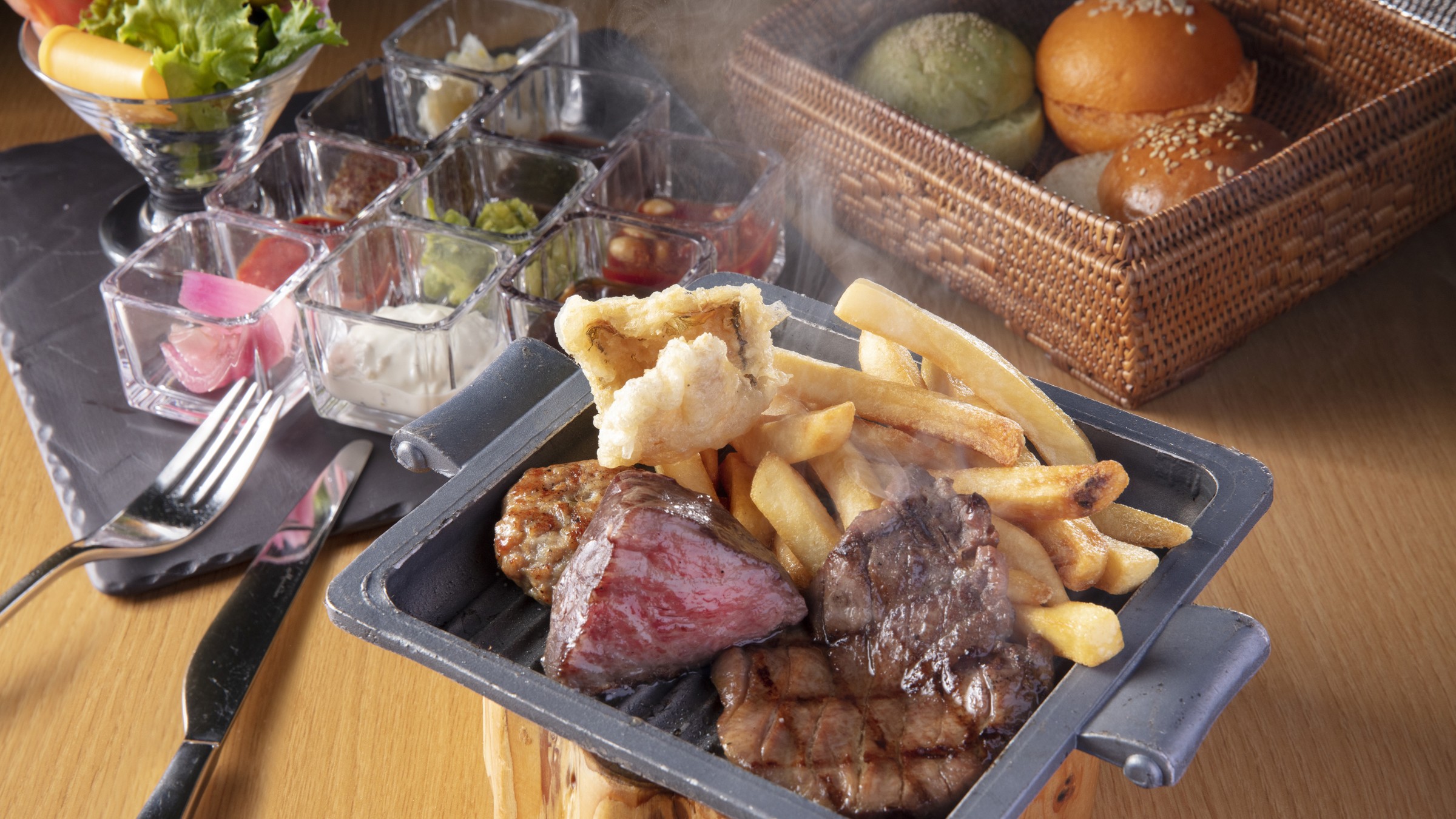 *【レストラン/ホライゾン】自分好みにサンドする「カスタムサンド」