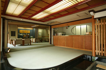 Front desk/lobby