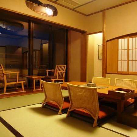 [Guest room] Suite room with hot spring open-air bath