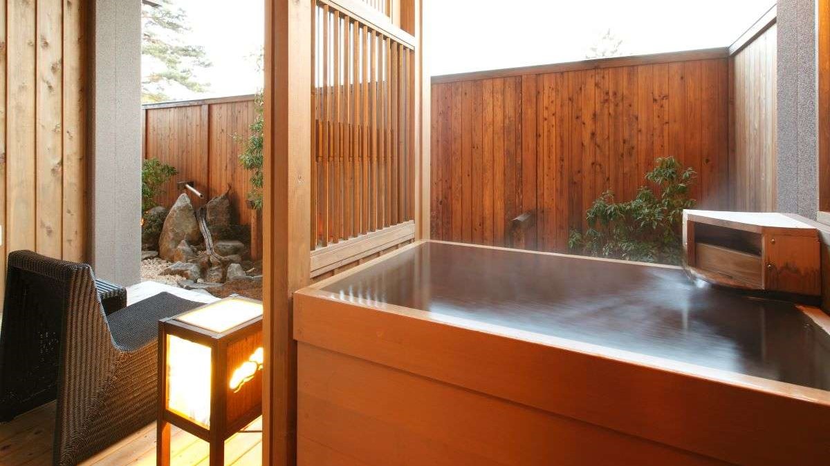 ●【客室】温泉露天風呂付きデラックススイート