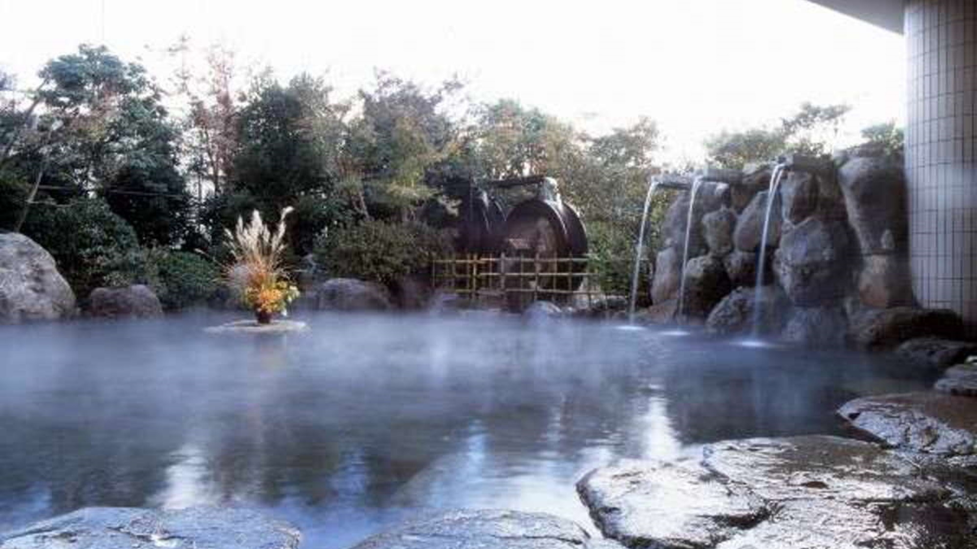 ◆スタンダードプラン◆湯けむりたなびく鉄輪温泉〜ホテル山水館で絶景を楽しむ！