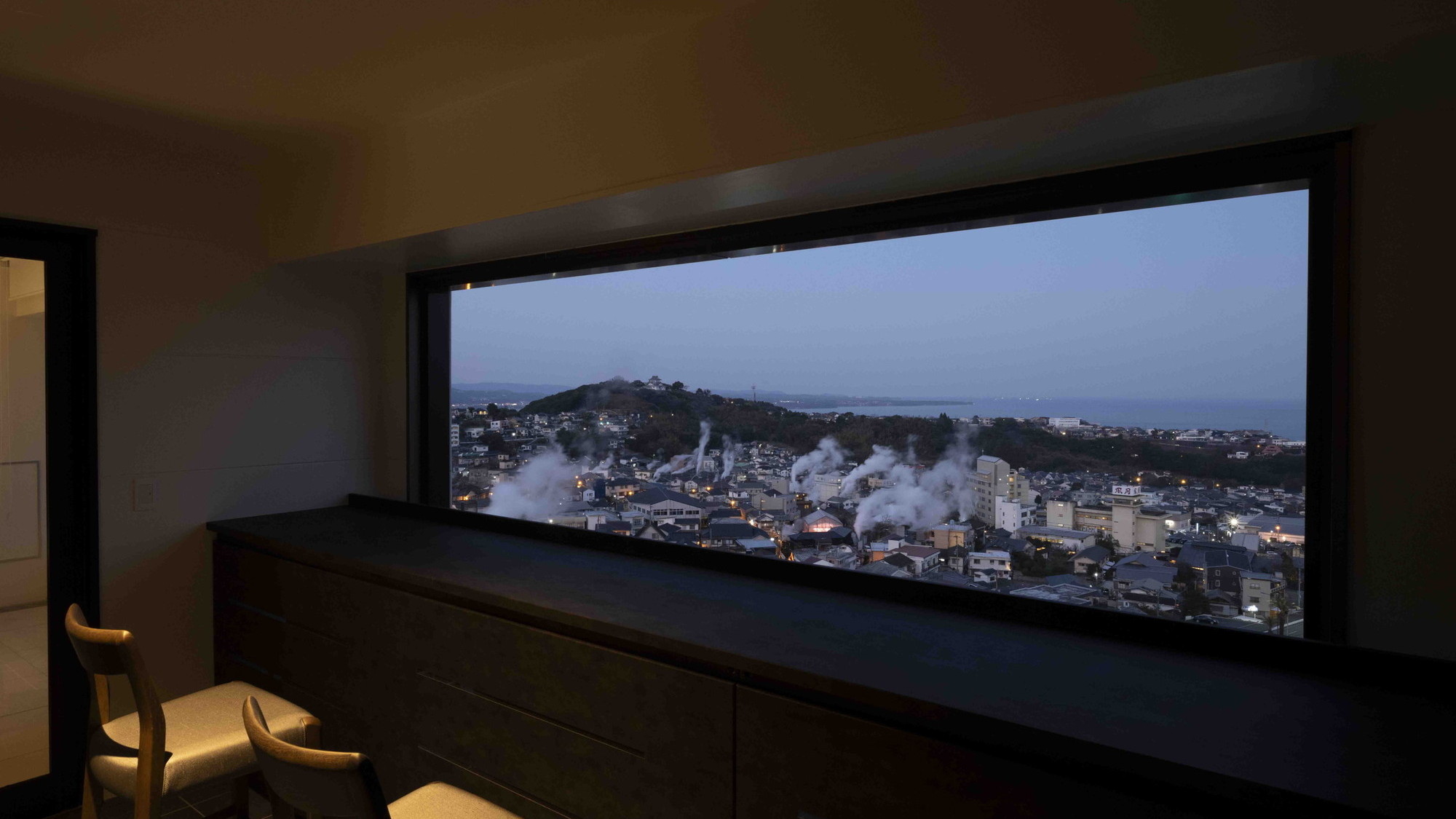 【海側眺望】マーベラス　スイート（135平米）