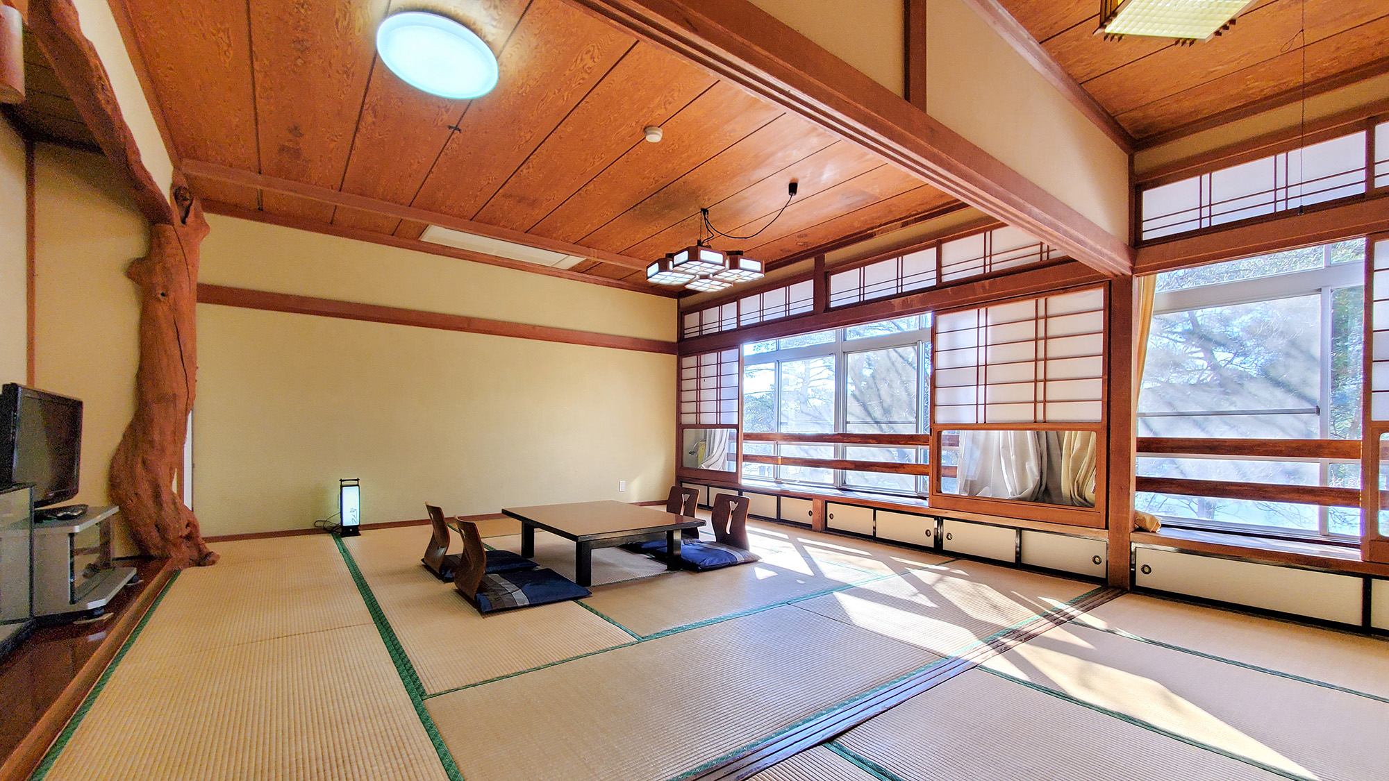 #16畳和室トイレなし客室「うめ」 