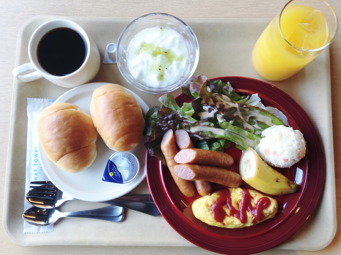 【朝食付きプラン】　駅から徒歩1分　〜シモンズ製ベッドで快適ステイ〜