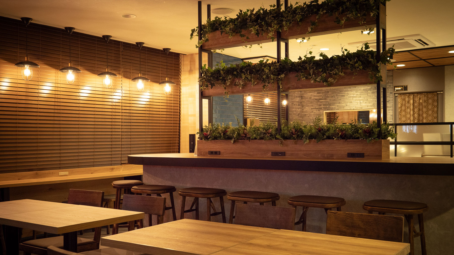 落ち着いた雰囲気で過ごしやすい空間です