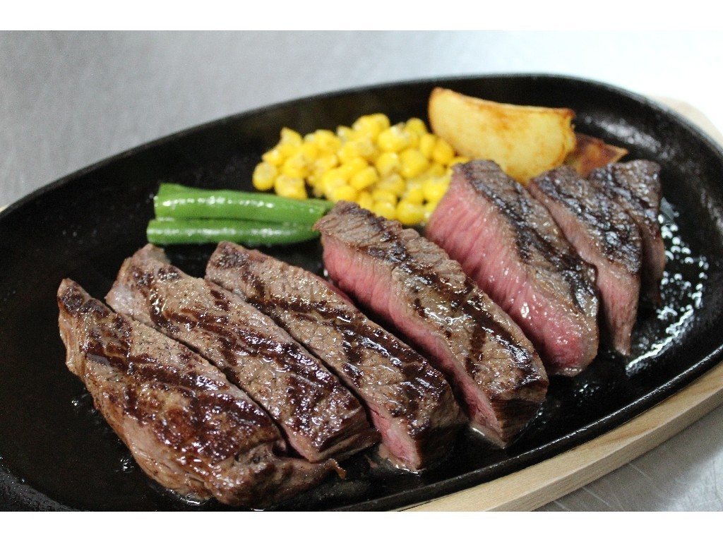 1泊2食付き　ご夕食　和牛ステーキ　海鮮鍋　プラン