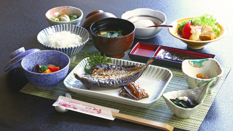【 鮑コース 】2食付◆選べる調理法！「 お造り 」 or 「 バター焼き 」