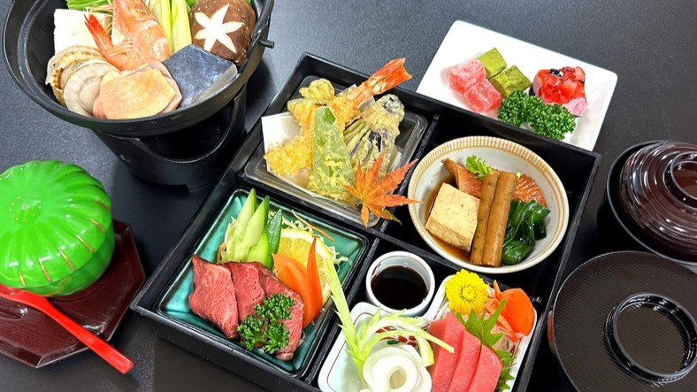 【夕食のみ】やまのやどプラン★季節の箱膳＆温泉満喫♪とろりあたたか美肌の湯