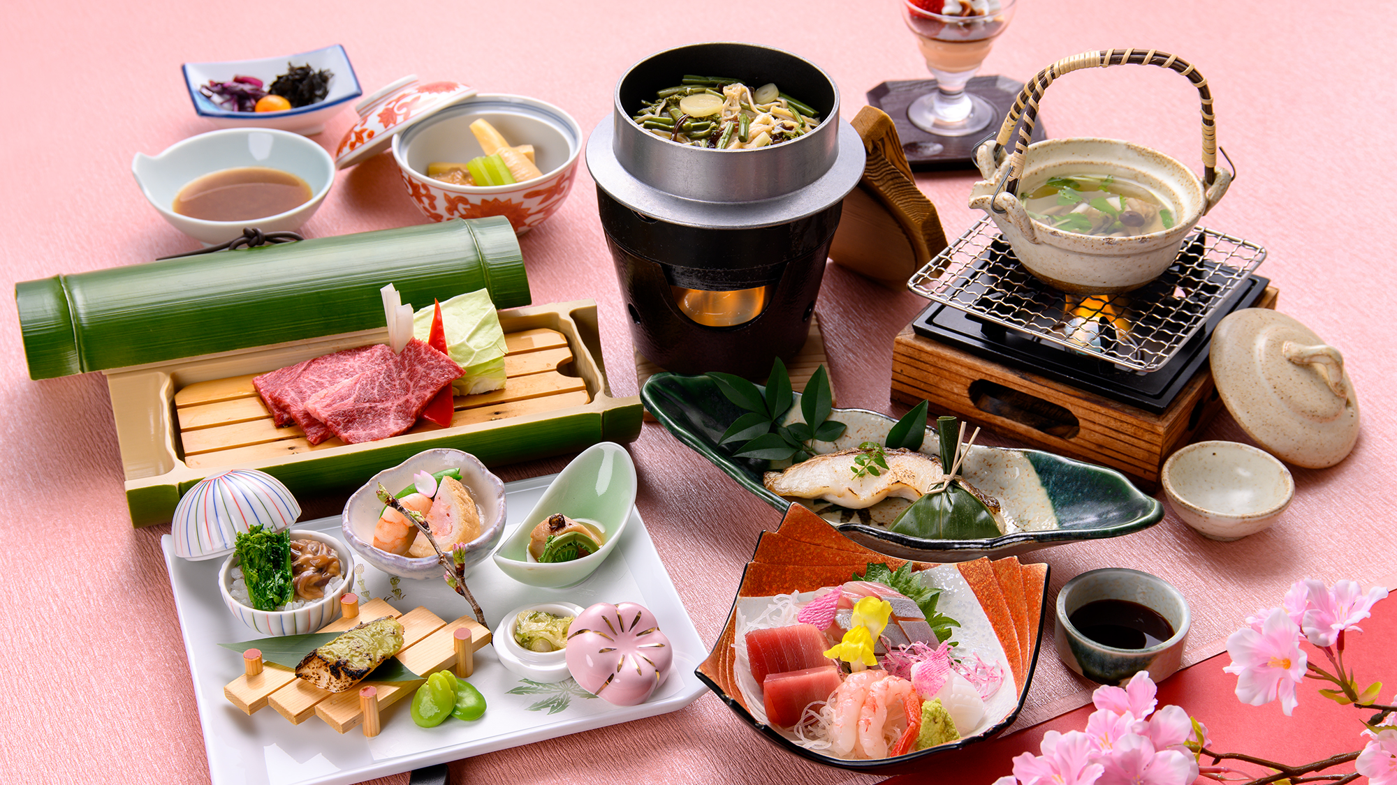 伊豆半島の新鮮な魚介類や旬の素材をお楽しみいただける創作会席料理です（一例）