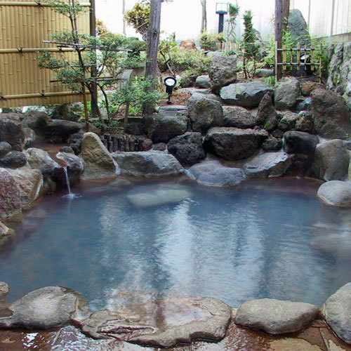 *Free private open-air bath