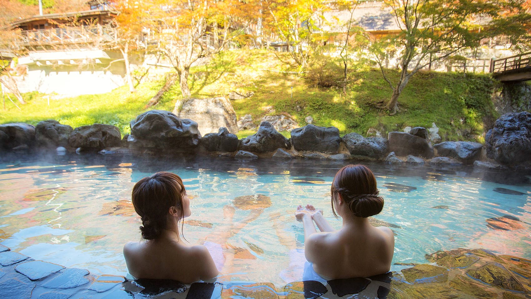 混浴露天風呂「大沢の湯」