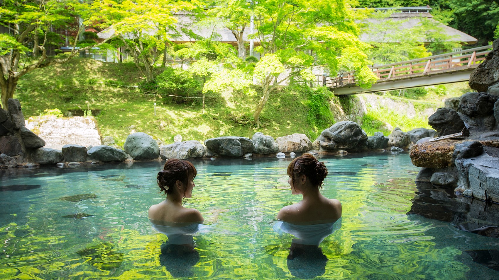 混浴露天風呂「大沢の湯」