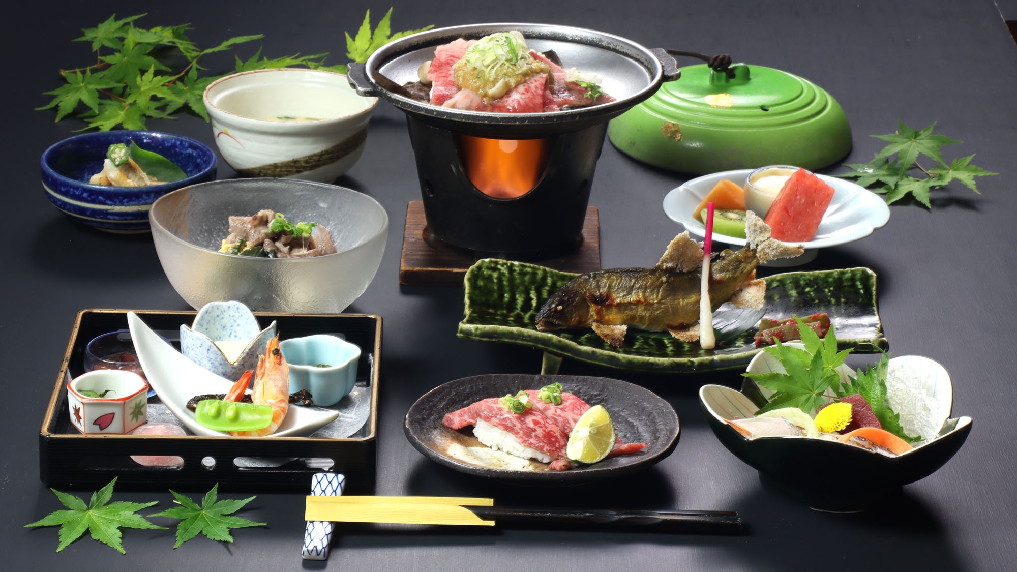 ■【グレードアップ】飛騨牛の朴葉味噌焼き×飛騨牛炙り握り×お造り四種盛り二食付き