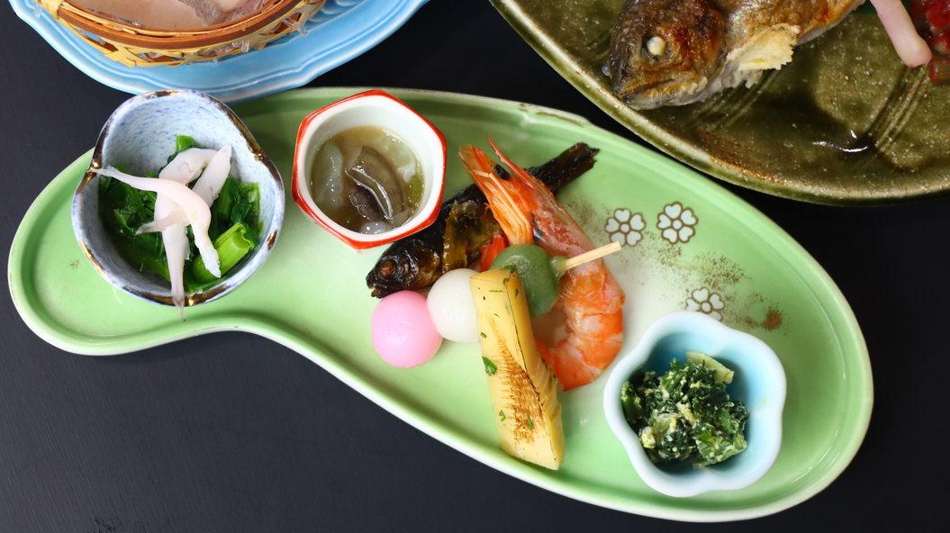 ■【スタンダード】飛騨牛の朴葉味噌焼きとお造り三種盛り二食付き