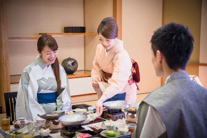 誰にも気兼ねなくお部屋でゆっくりと…