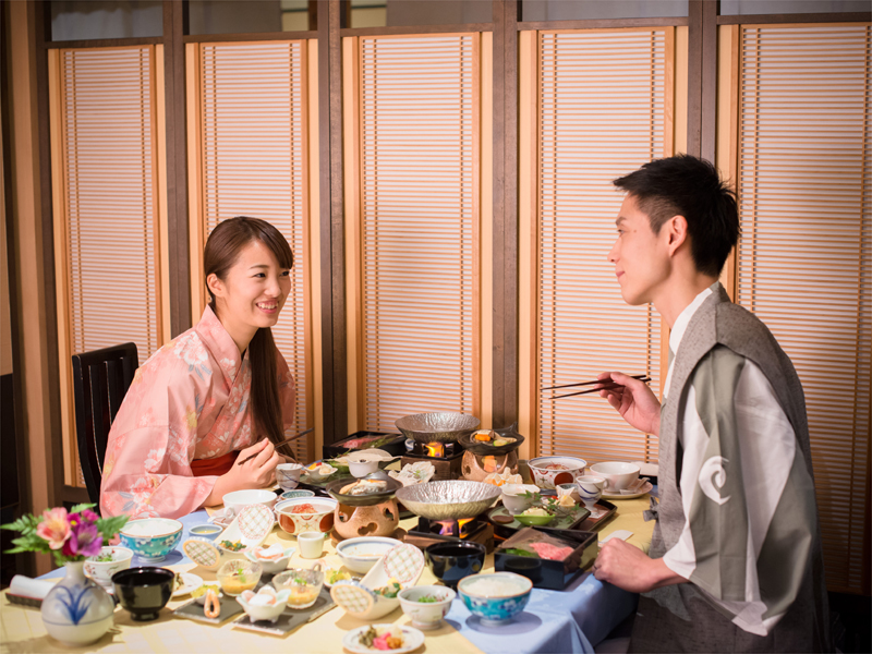 【夕食朝食料亭又は食事処】料理長お薦め季節の創作和会席プラン〜料亭舞〜