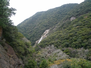 大川の滝遠望（大川橋の上より）