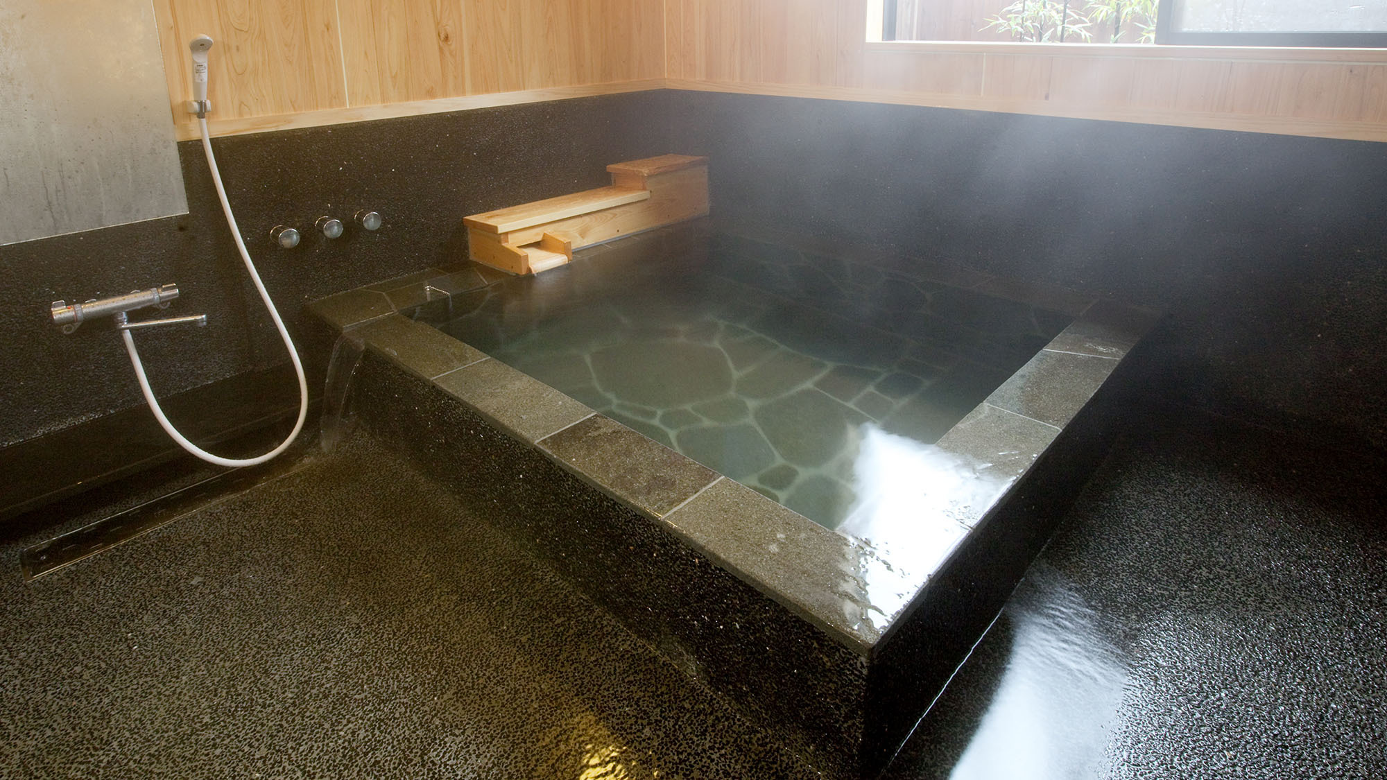 ・【和徳-わとく-】内湯2