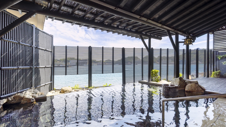 露天風呂 潮騒の湯（男女入替制）