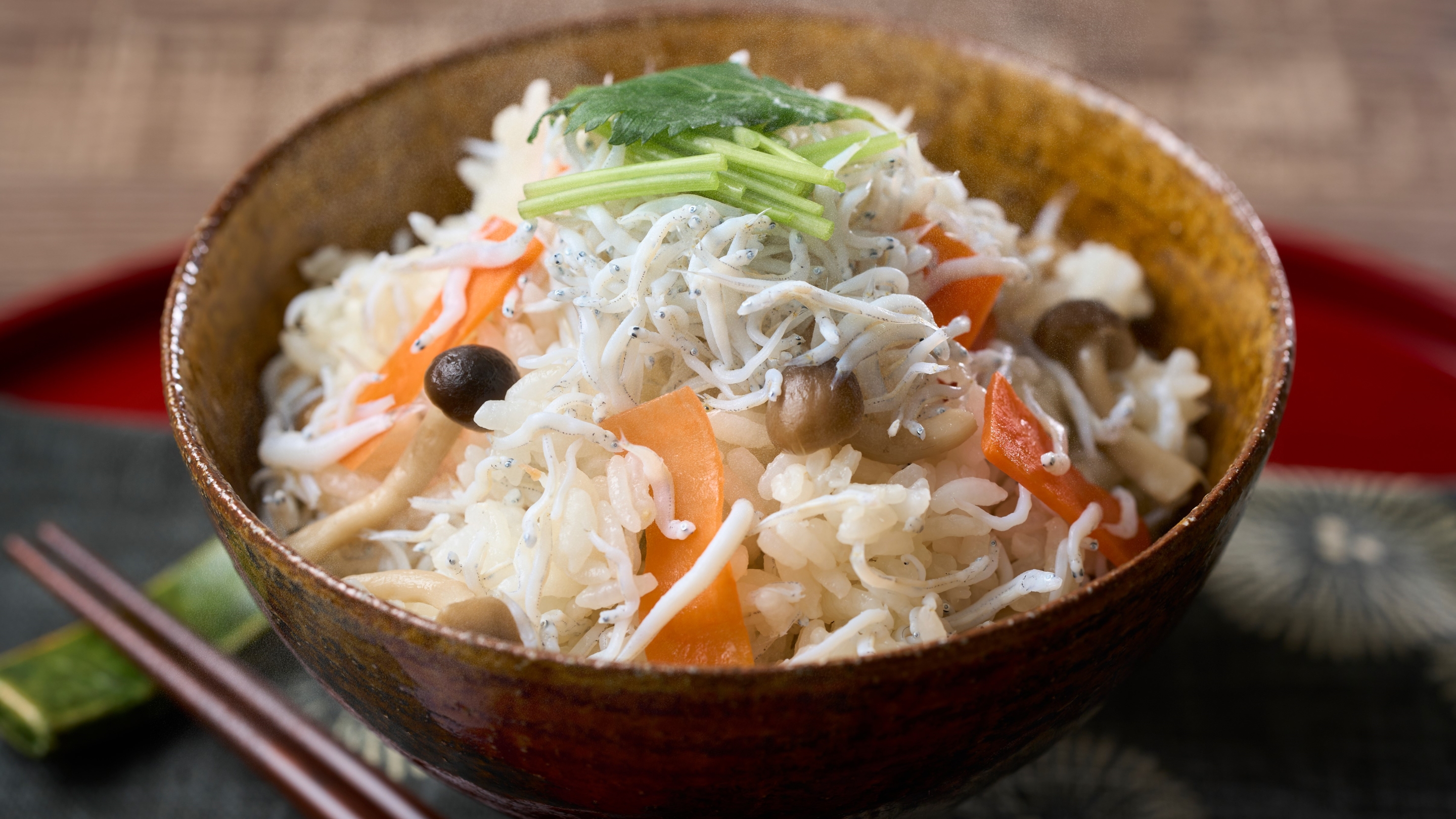 釜揚げシラスの炊き込みご飯　※イメージ